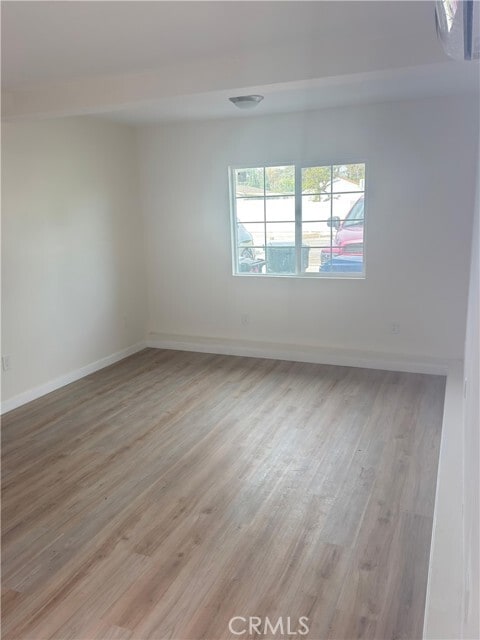 Foto del edificio - 13310 Mystic St