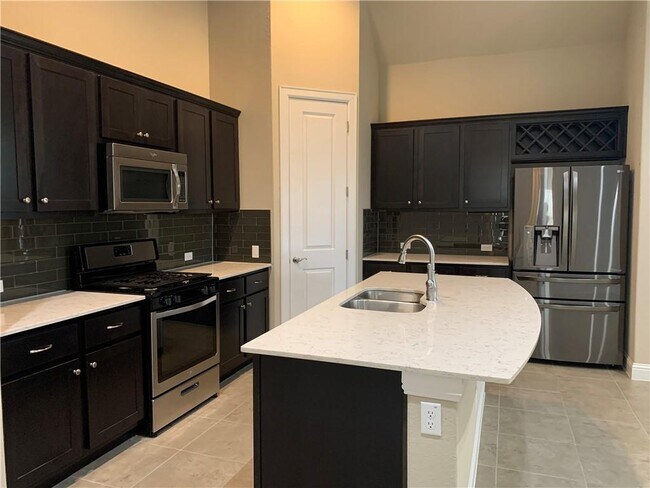 Foto del edificio - 6800 Caterina Cove