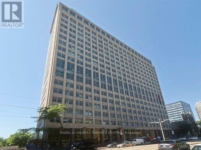 Primary Photo - 111-111 St Clair Ave W