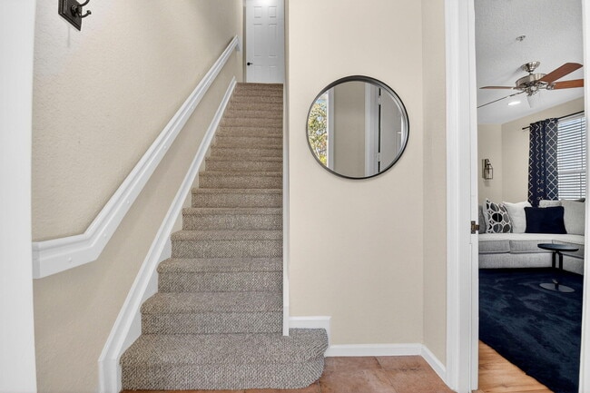 Foto del edificio - 1371 Vía De Pepi