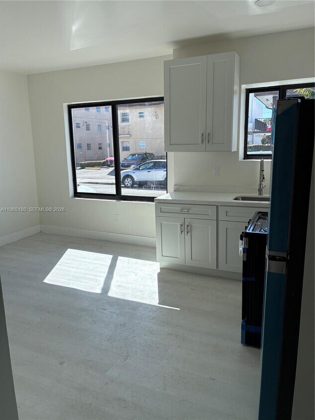 Foto del edificio - 433 SW 6th St