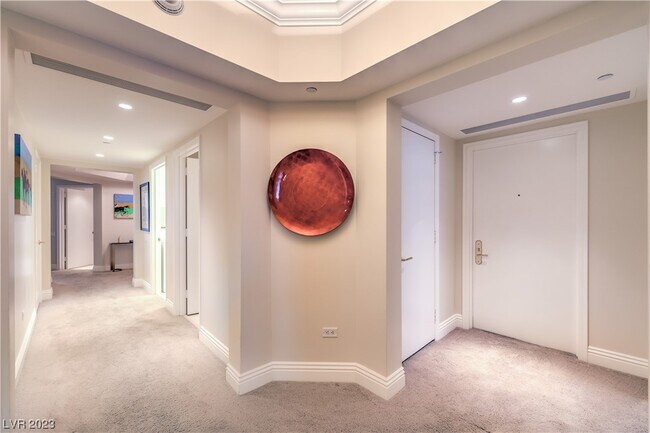 Foto del edificio - 2877 Paradise Rd