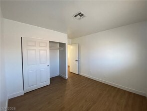 Building Photo - 4750 Thunderbolt Ave
