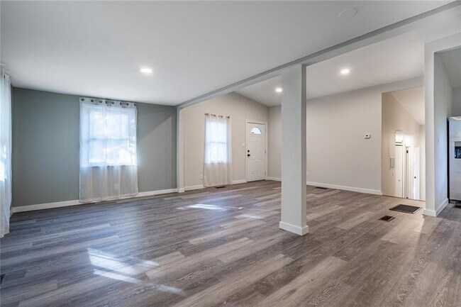 Building Photo - 1671 Abner Terrace NW