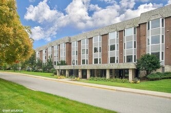 Building Photo - 201 Thames Pkwy