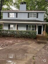 Building Photo - 143 Leila Ln