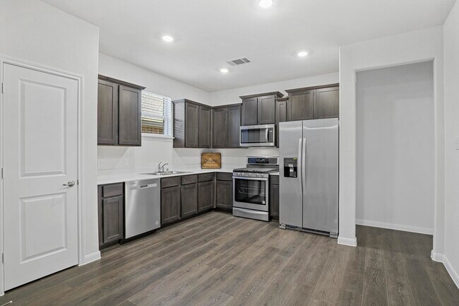 Foto del edificio - 3911 Nature Ct