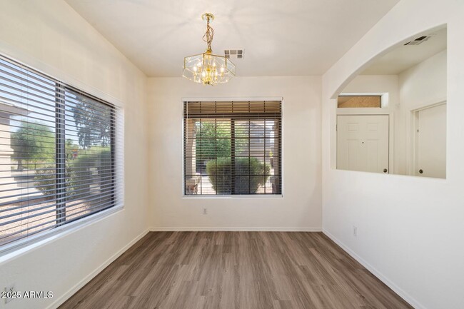 Foto del edificio - 13130 W Gelding Cir