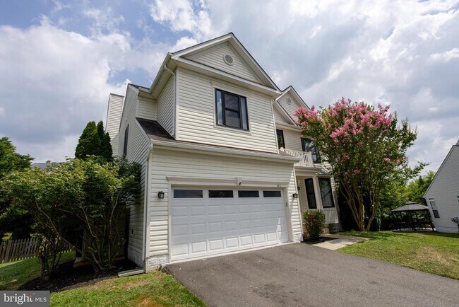 Foto del edificio - 1411 Campbell Ct NE