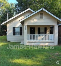 Building Photo - 2405 Palmetto St