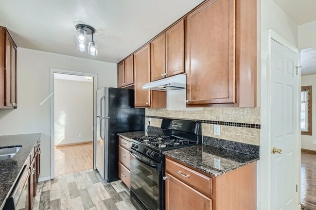 Building Photo - 3701 Woodbine Lane N, Brooklyn Center, MN,...