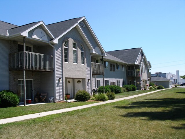 Building Photo - 907 Owen St