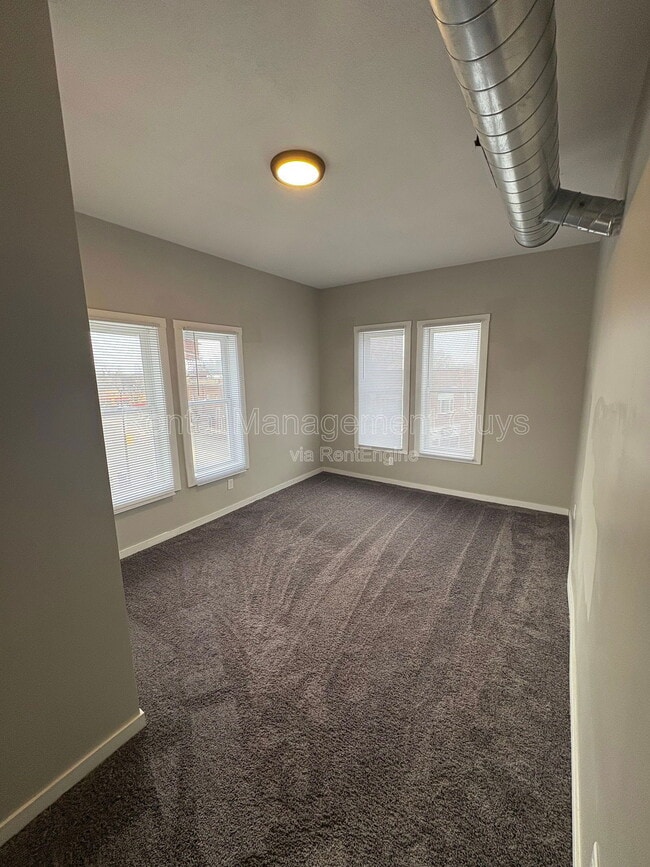 Building Photo - 1500 W Broadway