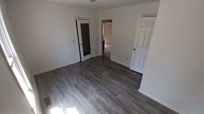 Foto del edificio - 2265 Avondale Ave