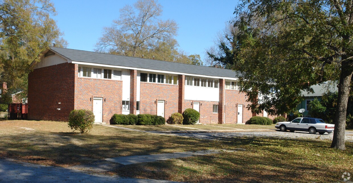 Primary Photo - 614 Chestnut St