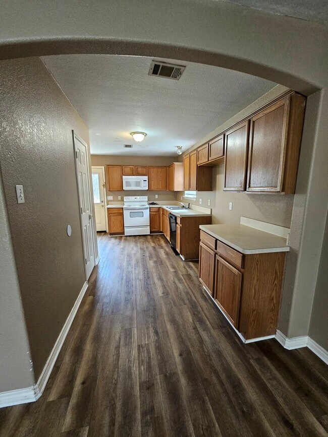 Building Photo - 1905 Morgan St