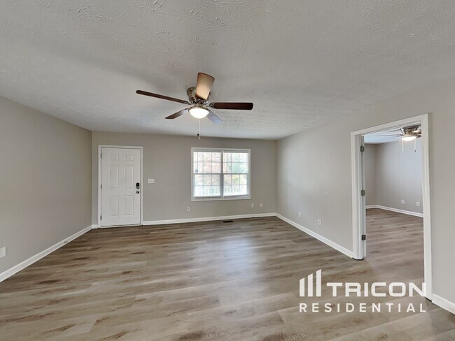 Building Photo - 147 Burton Drive Douglasville GA