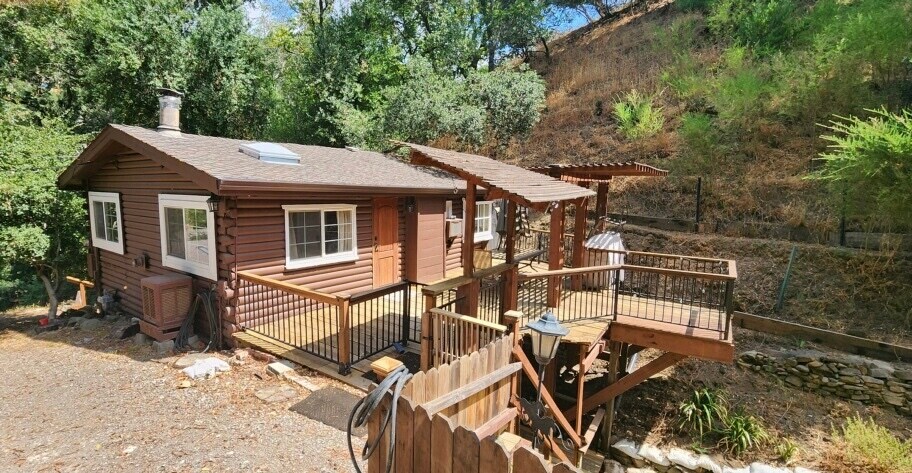 Primary Photo - 12062 Glenora Way