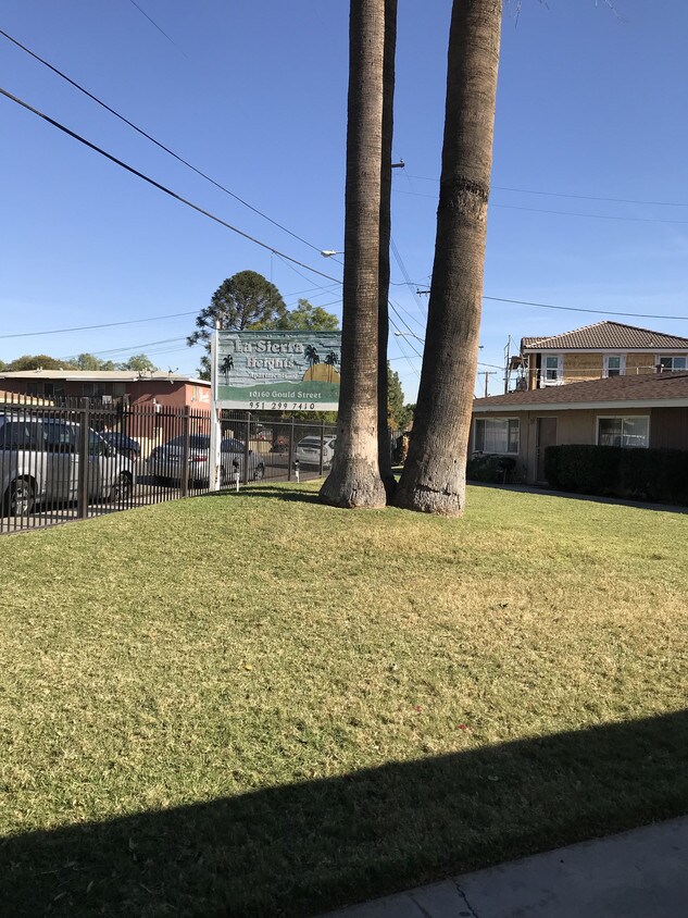 La Sierra Heights - 10160 Gould St