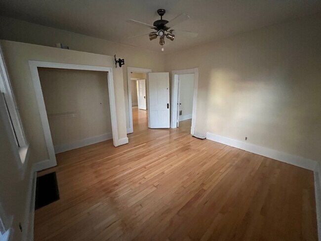 Foto del edificio - 1620 Whipple St