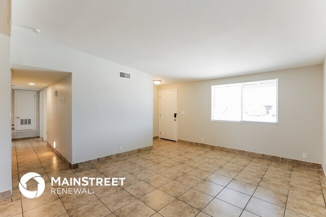 Foto del edificio - 3816 W Townley Ave