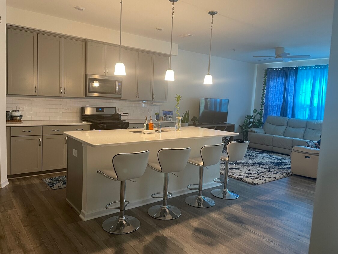 Foto principal - 1249 Grenshaw Dr