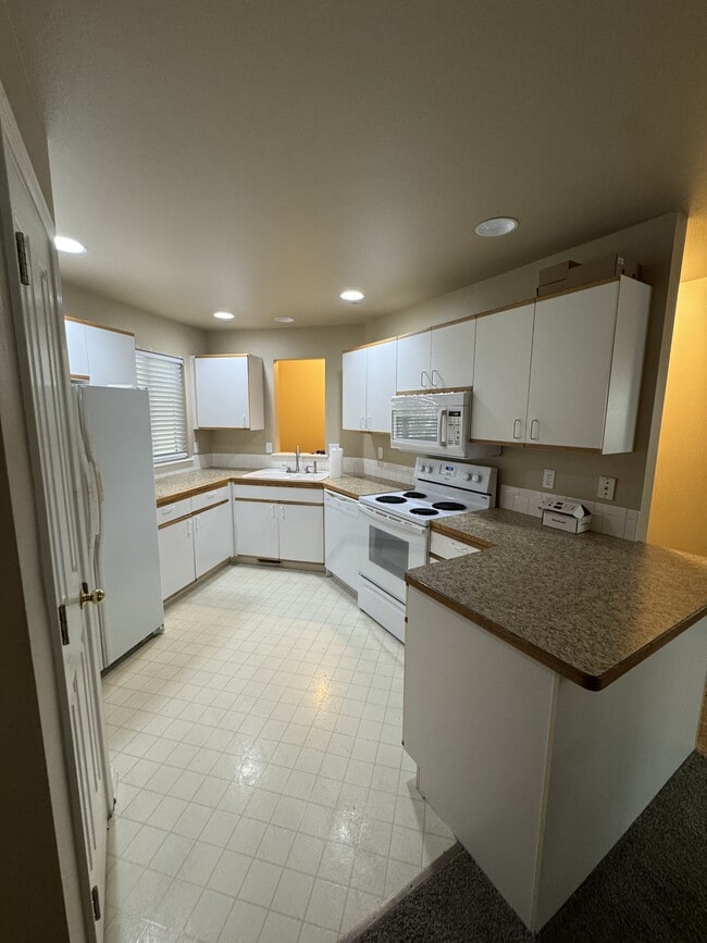 Building Photo - 5559 S Caper Pl