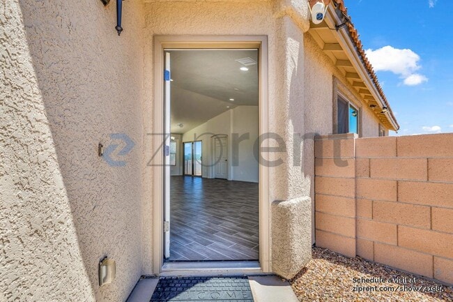 Building Photo - 1704 Tenen Pass Dr