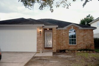 Building Photo - 34535 Parkview