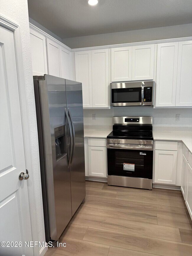 Foto del edificio - 531 Holly Lks Dr