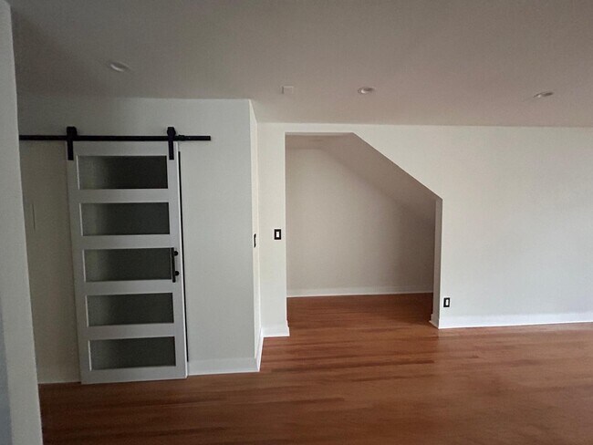 Foto del edificio - 958 2nd St