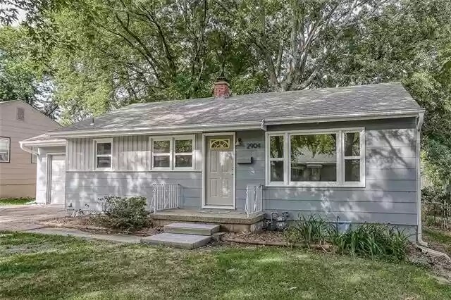 Primary Photo - 2904 S Ralston Ave