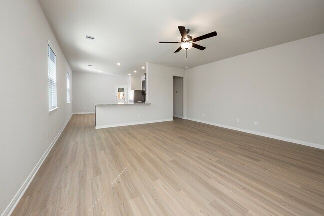 Foto del edificio - 15615 Plum Brk Dr