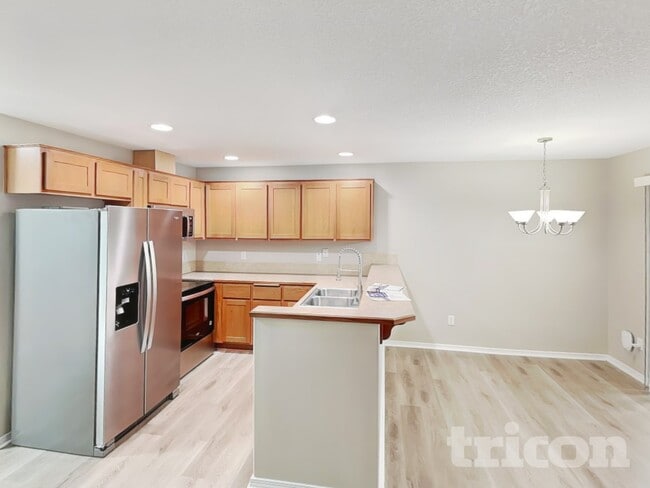 Building Photo - 1811 NE 89th Cir