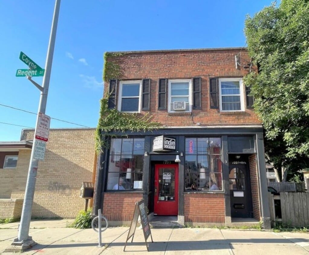 Primary Photo - 1227 Regent St