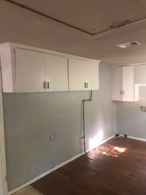 Building Photo - Ask about our first month special!!