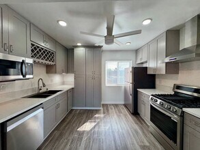 Building Photo - 1027 Roswell Ave