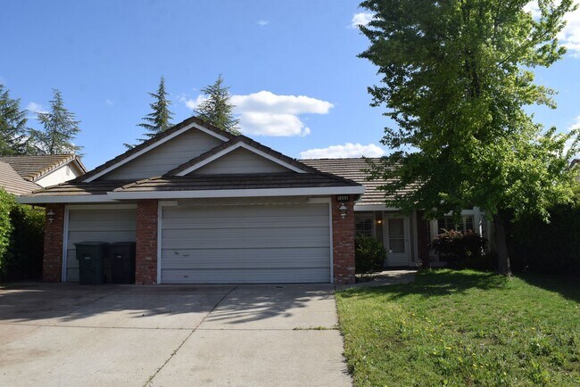 Building Photo - 1592 Steinbeck Dr
