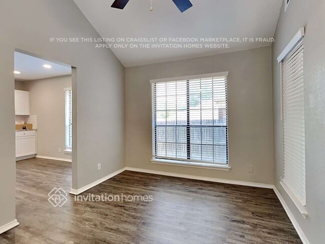 Building Photo - 10224 Holly Grove Dr