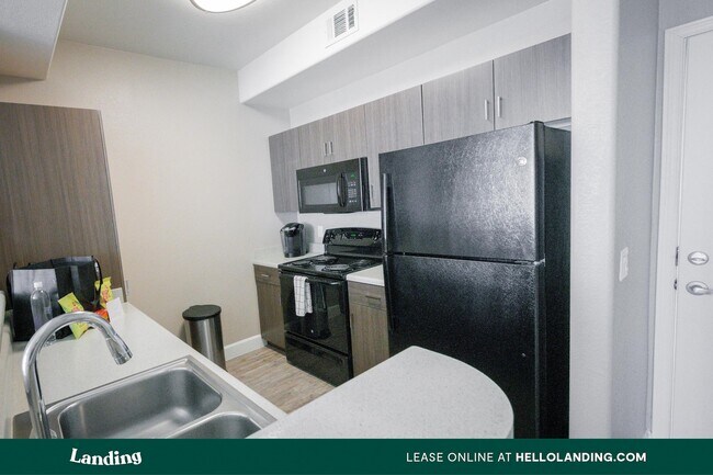 Foto del edificio - 855 W Southern Ave
