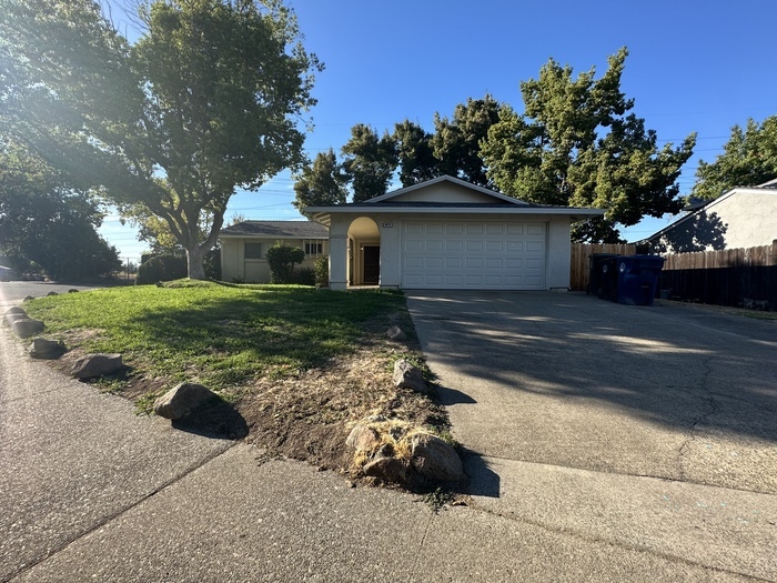 Foto principal - 8015 Linden Lime Ct