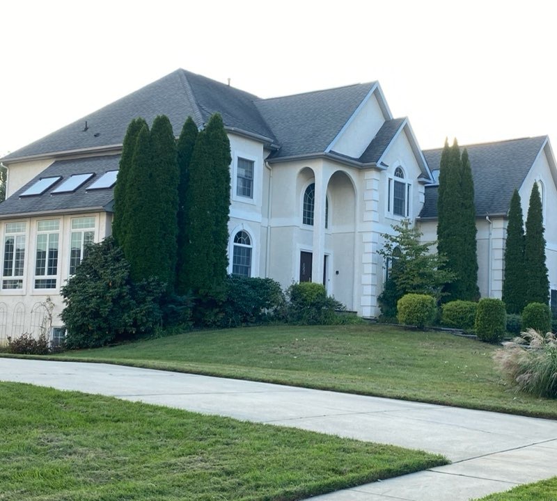 Primary Photo - 4 Carriage House Ct