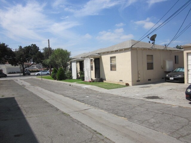 Foto del edificio - Broadway Triplex