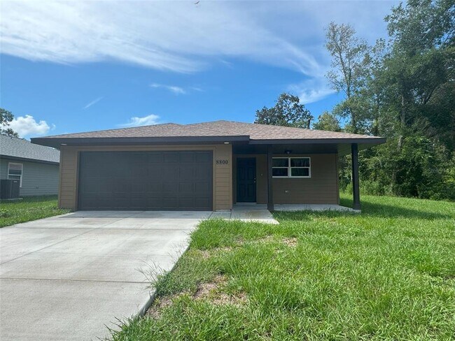 Foto del edificio - 8800 E Ogden Ln
