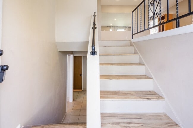 Photo - 405 S Kipling St Apartment