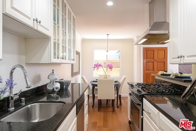 Foto del edificio - 922 16th St