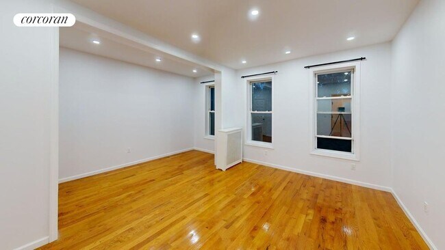 Foto del edificio - 949 Prospect Pl