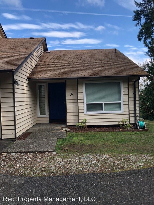 Primary Photo - 5925 Madrona Ave NE