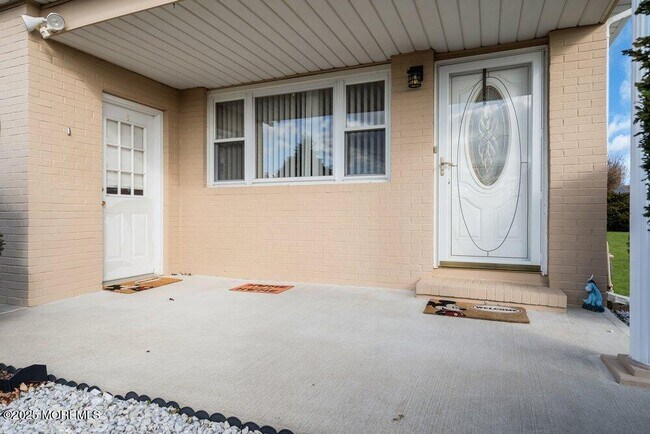 Foto del edificio - 63 Hyannis St