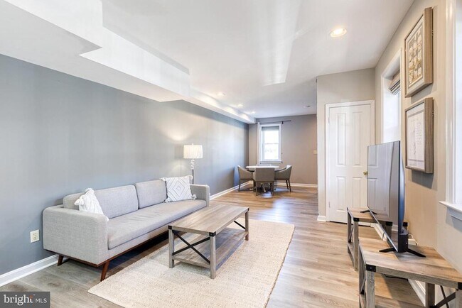 Foto del edificio - 447 Gittings St